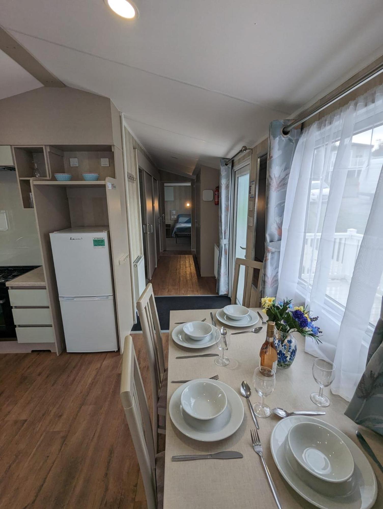 Accessible Friendly Modern Family Caravan Littlesea Haven Weymouth Wyke Regis Exterior photo